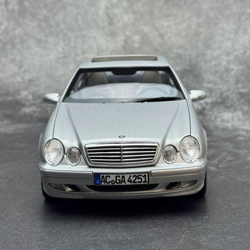 NOREV 1:18 Mercedes-Benz CLK Coupe (C208) 2000 Diecast Model