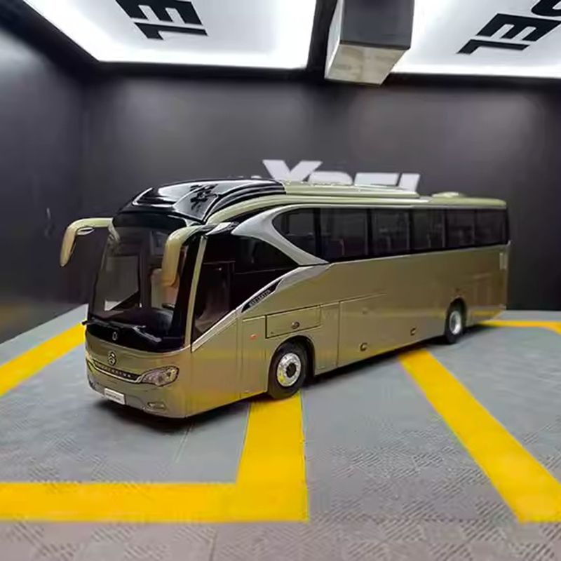 Original Factory 1:42 Xiamen King Long XML6129 Coach Bus Diecast Model