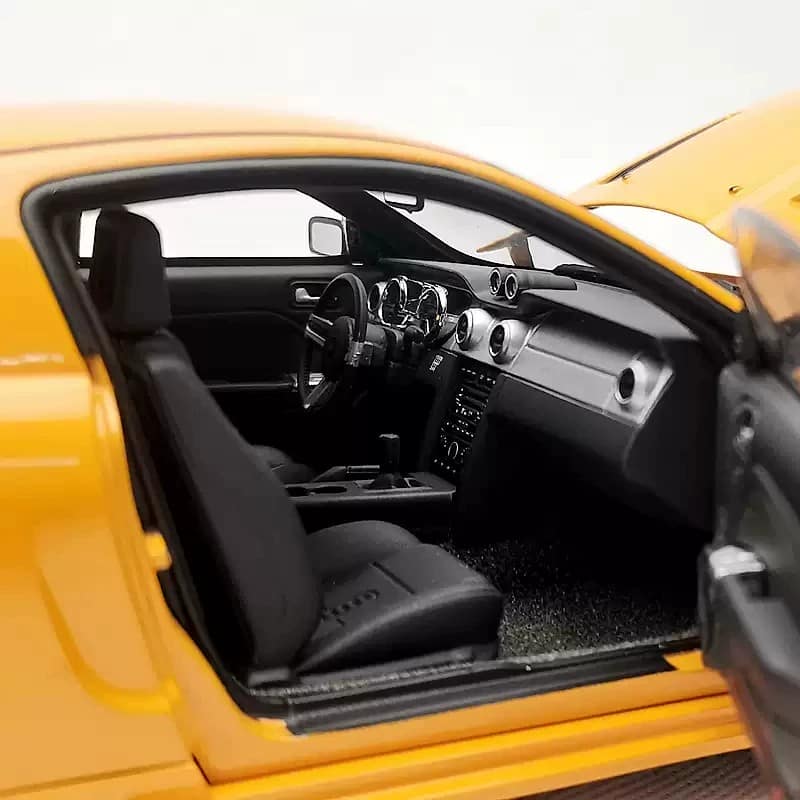 AUTOart 1:18 Ford Mustang Saleen S281 Diecast Model – YX car model