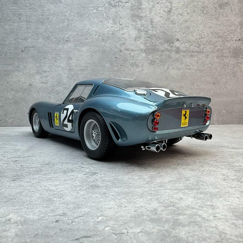 Kyosho 1:18 Ferrari 250 GTO Diecast Model