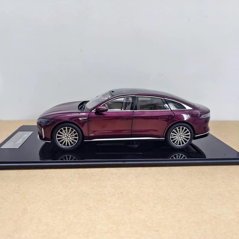 OEM Chery Fengyun A9L 1:18 Diecast Model Car