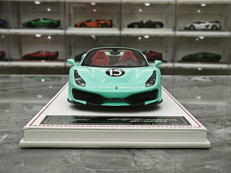 Dino Model 1:18 Ferrari 488 Pista Spider Resin Model – Tiffany Blue