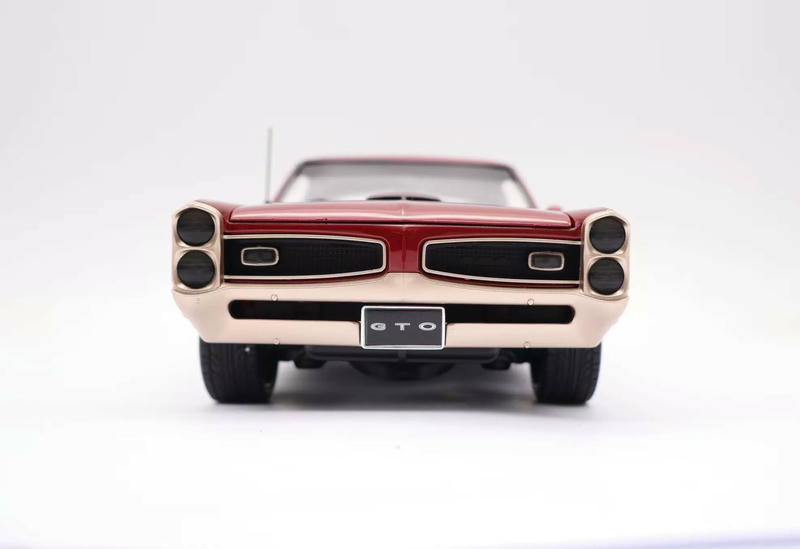 ACME 1:18 1966 Pontiac GTO Street Fighter Diecast Model
