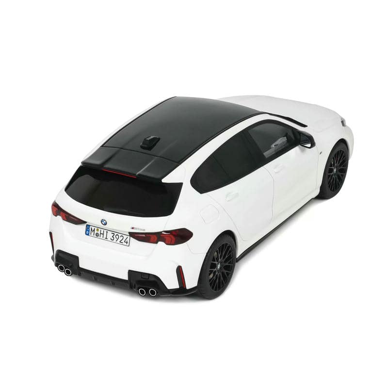 OTTO 1:18 BMW M135 xDrive Resin Model