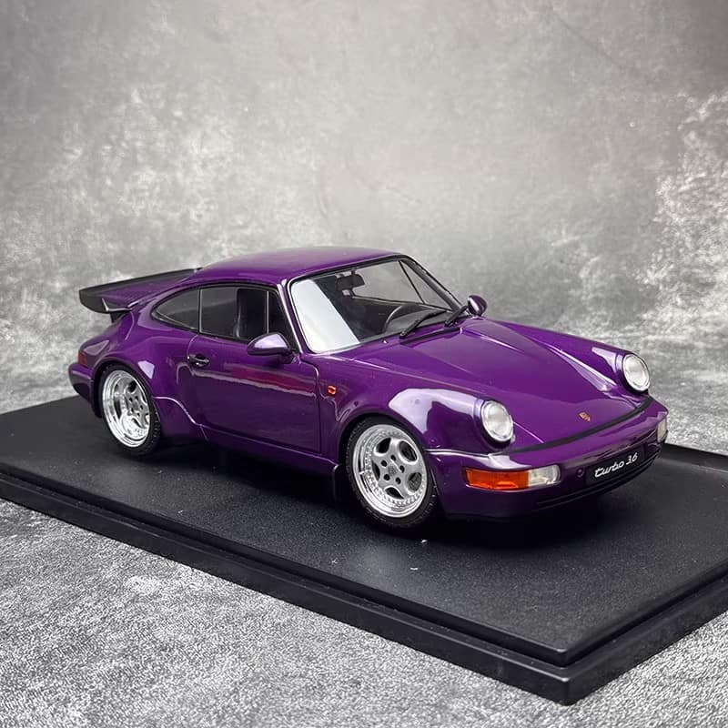 Solido 1:18 Porsche 911 (964) Turbo 1990 Diecast Model-S1803412