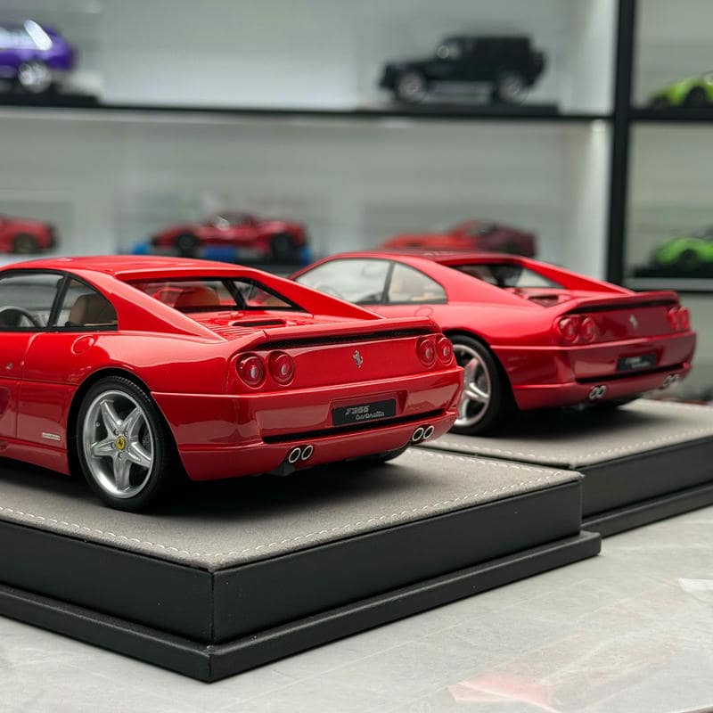 V8 Model 1:18 Ferrari F355 Resin Model Car
