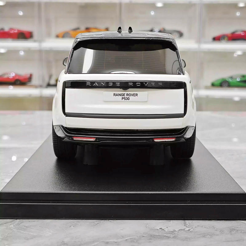 GT Spirit 1:18 Range Rover P530 Resin Model — GT533
