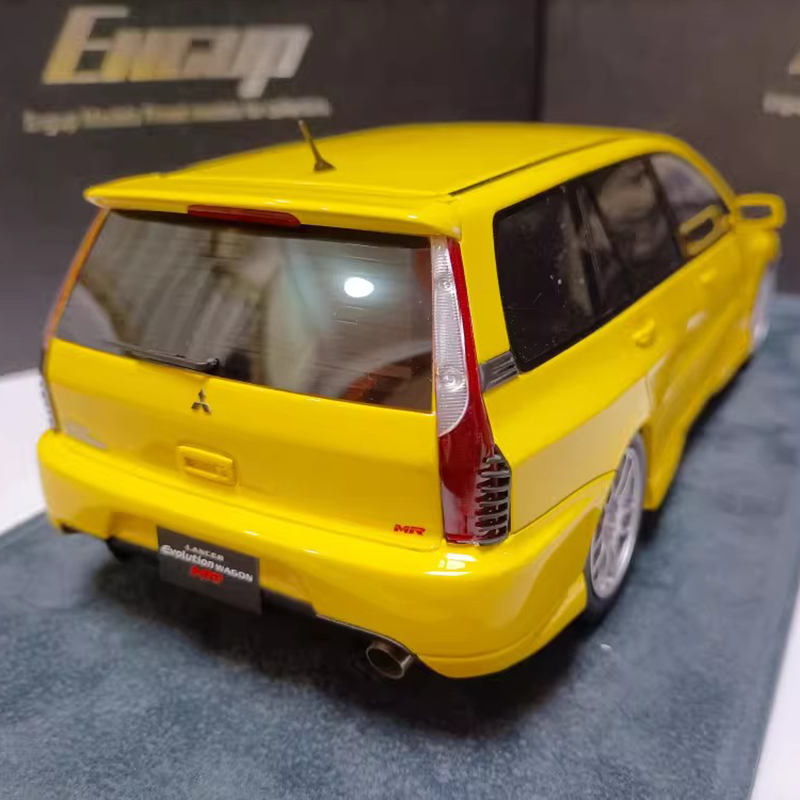 Engup 1:18 Mitsubishi Lancer Evolution IX Widebody Wagon Modified Diecast Model
