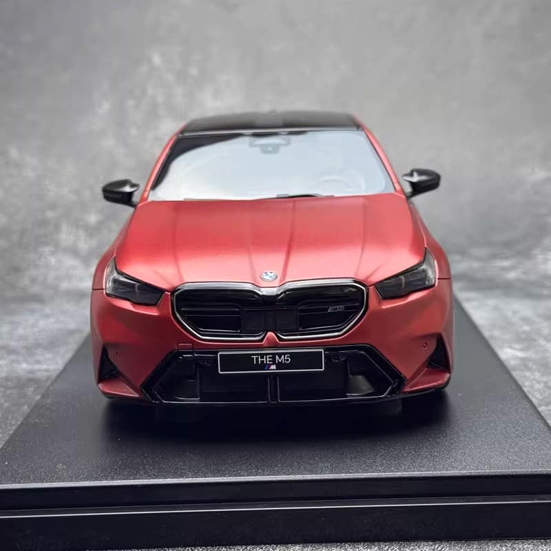 GT Spirit 1:18 BMW M5 Pebble Beach 2025 Resin Model