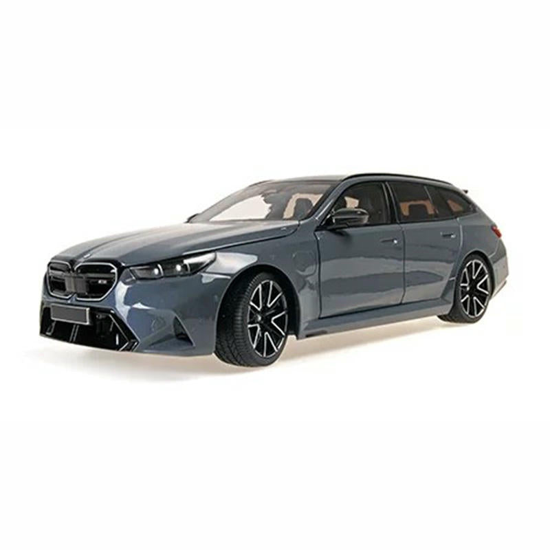 Minichamps 1:18 BMW M5 Touring (2024) Diecast Opening Model