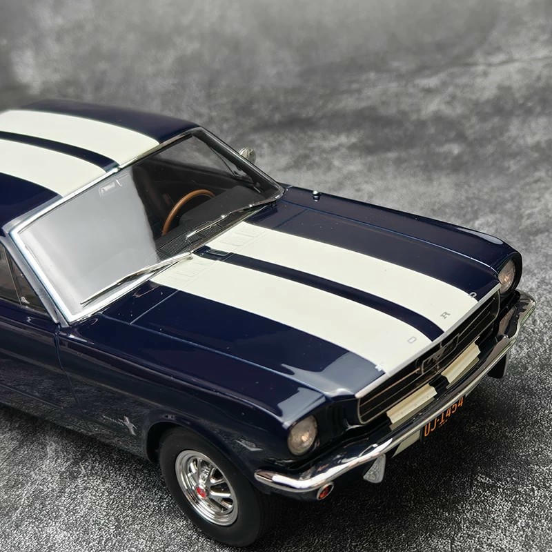 Norev 1:18 Ford Mustang Coupe 1965 Diecast Model Car