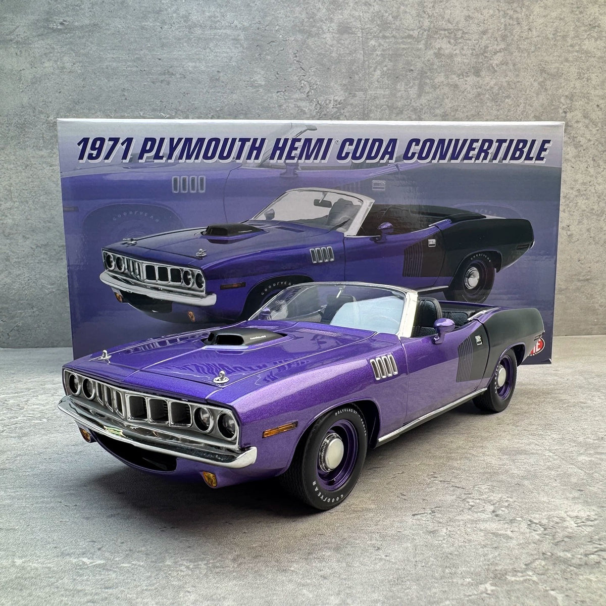 ACME 1:18 1971 Plymouth HEMI Cuda Convertible Diecast Model Car – Classic American Muscle Car Collectible
