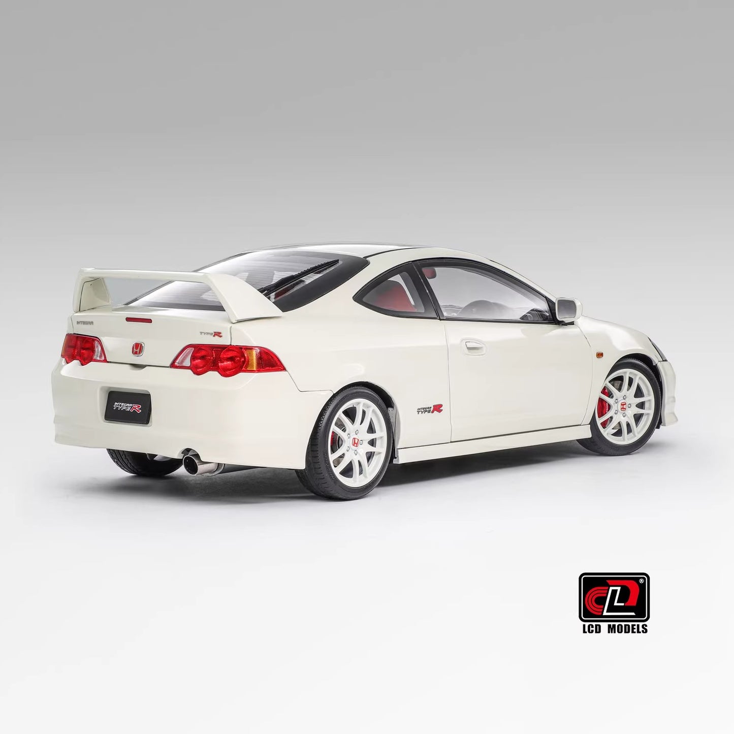 LCD MODEL 1:18 Honda INTEGRA (DC5) Type R Alloy Diecast Model