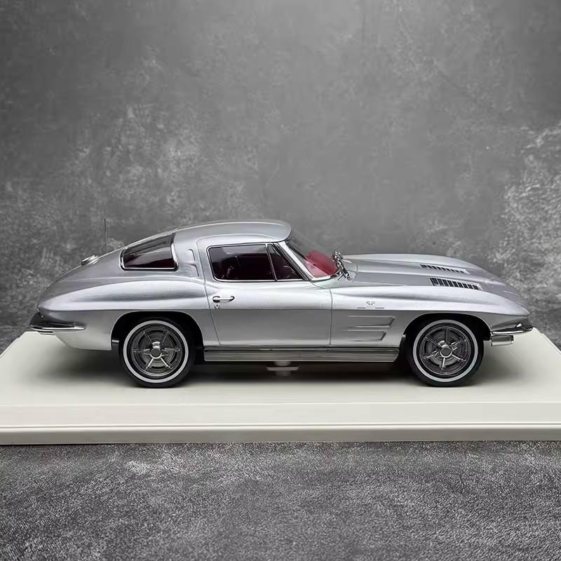 Norev 1:18 Corvette Sting Ray 1963 Diecast Model Car