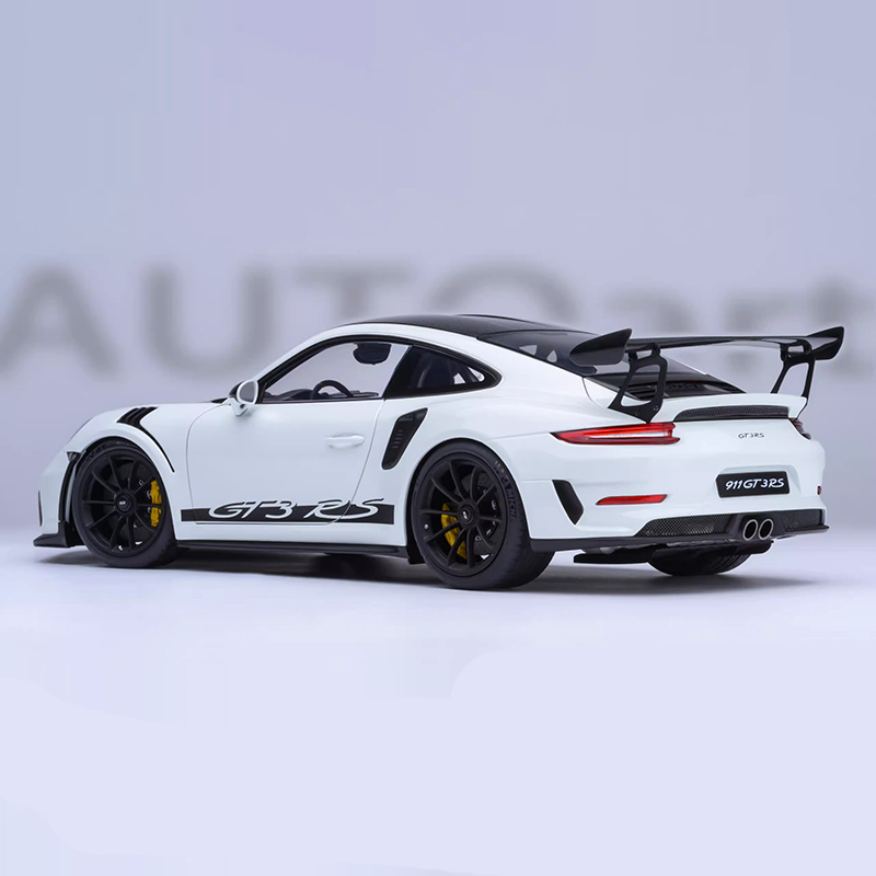 AUTOart 1:18 Porsche 911 (991.2) GT3 RS Diecast Model
