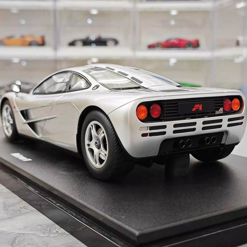 GT Spirit 1:18 McLaren F1 Resin Model — CLDC045