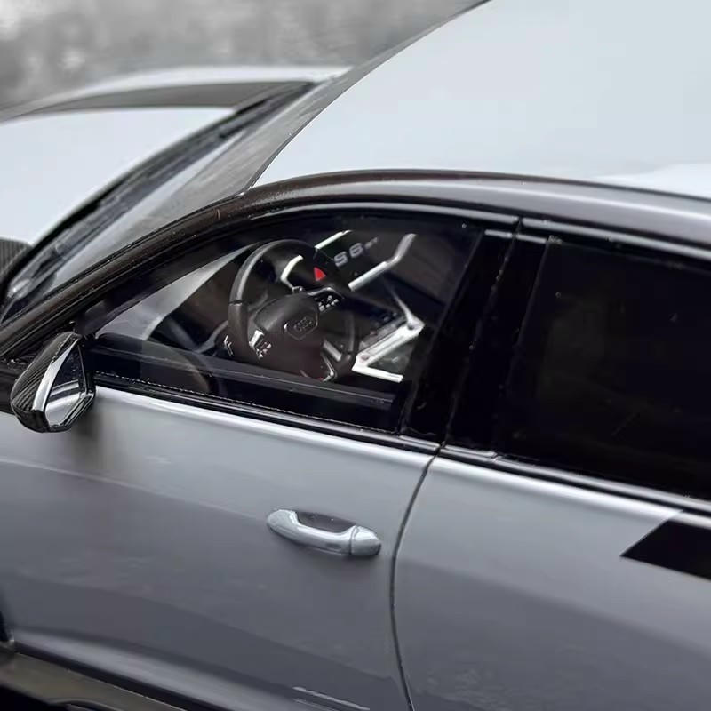 GT Spirit 1:18 Audi RS6 GT 2024 Resin Model — GT965