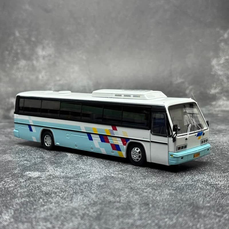Cheying Shiguang 1:64 Guilin Daewoo BH115H Luxury Coach Bus Diecast Model