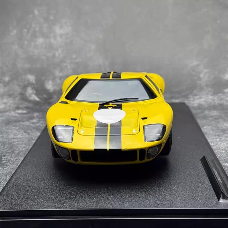 Solido 1:18 Ford GT40 Mk I 1968 Diecast Model