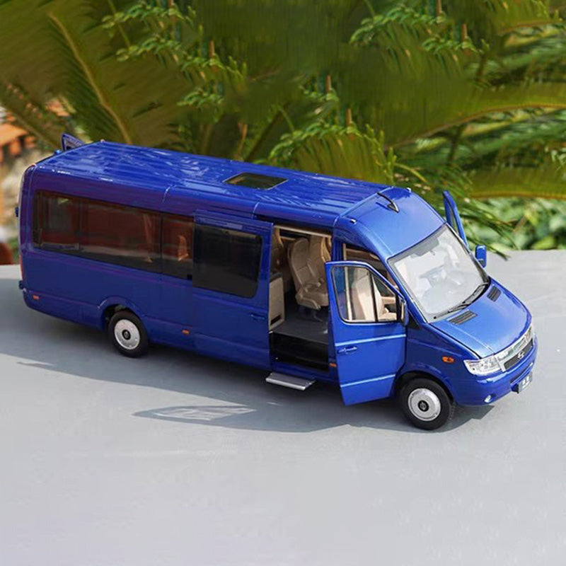 1:24 Yangtze Yisheng (e.Glory) Alloy Bus Model with Lights