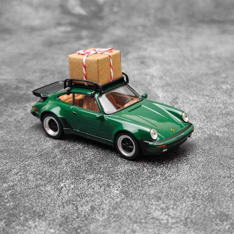 Norev 1:43 Porsche 911 Turbo / Volkswagen Beetle / Renault--Christmas Edition Diecast Model Collection – 