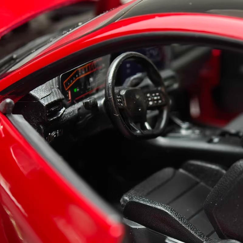 Maisto 1:18 Ford Mustang GTD Diecast Car