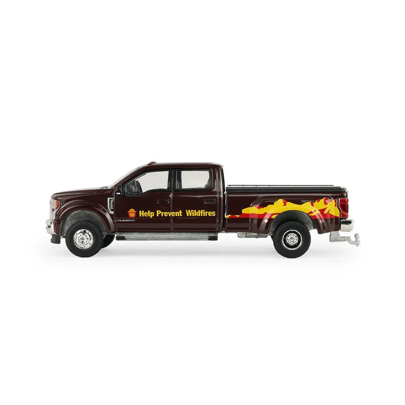 GreenLight 1:64 Smokey Bear 5 Ford F-450 (2022) Diecast Model — Brown