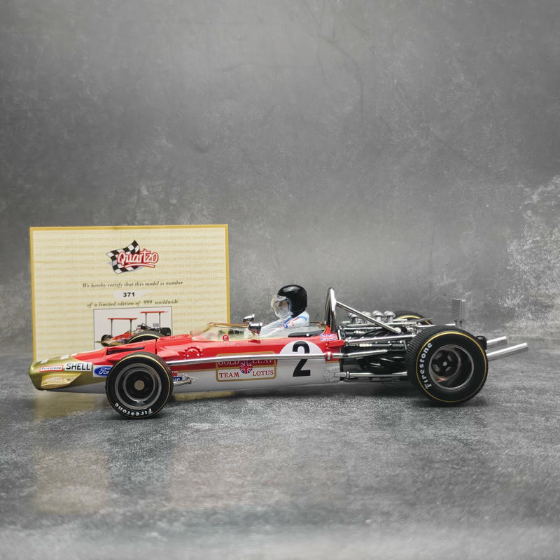 SunStar 1:18 Lotus Formula One Collection Diecast Model Car
