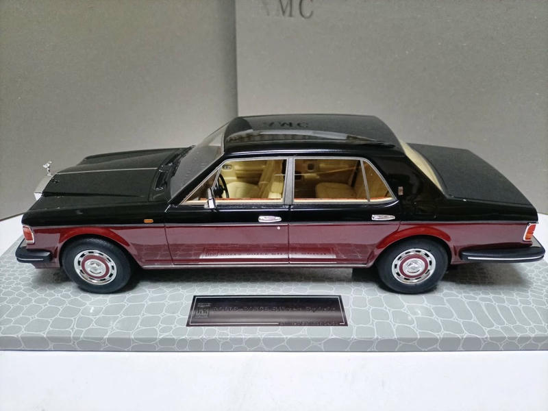 AMC 1:18 Rolls-Royce Silver Spirit Resin Model