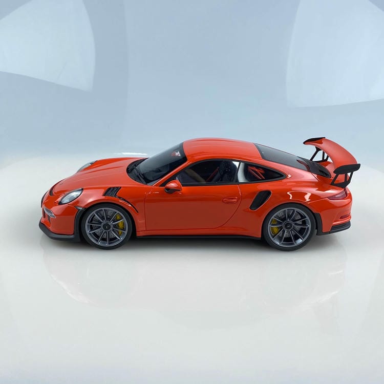 GT Spirit 1:18 Porsche 911 GT3 RS Resin Car Model