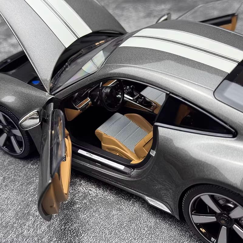 Minichamps 1:18 Porsche 911 (992) Sport Classic 2022 Alloy Diecast Model Car