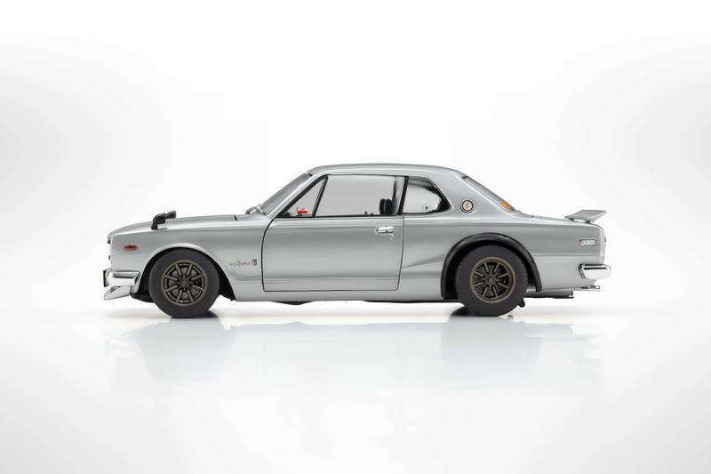 Kyosho Nissan Skyline 2000 GT-R (KPGC10) 1:18 Diecast Model Car