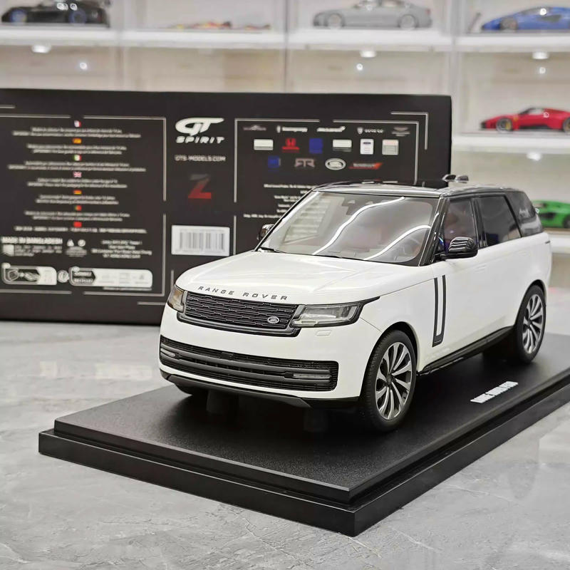 GT Spirit 1:18 Range Rover P530 Resin Model — GT533
