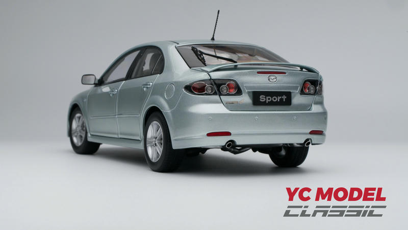 YC Model Mazda6 Coupe 1:18 Diecast Model Car