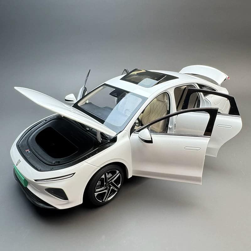 SAIC Roewe D7 EV 1:16 Official Licensed Diecast Model