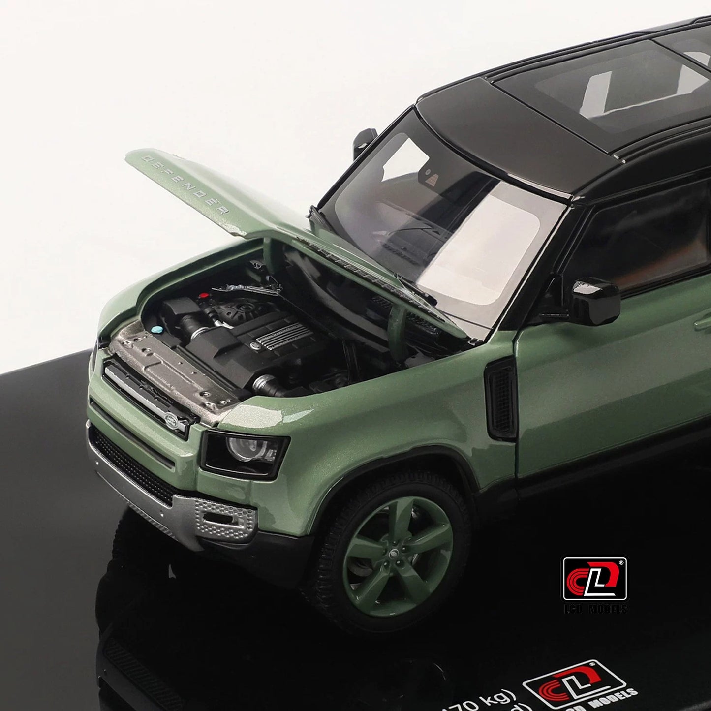 LCD Models 1:43 Land Rover Defender 90 Diecast Model