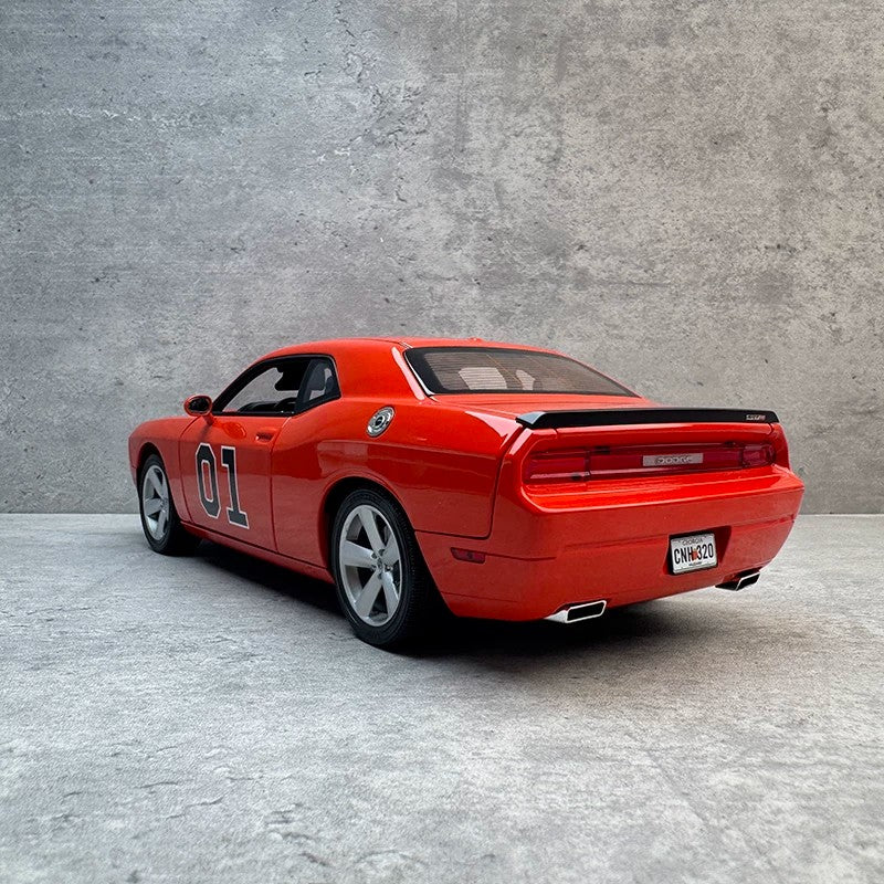 ACME 1:18 2010 Dodge Challenger SRT8 Diecast Model Car A1806034 – American Muscle Collector
