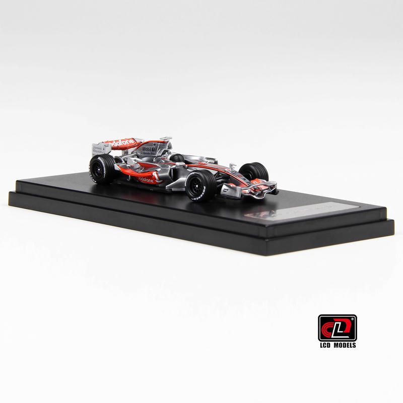 LCD 1:64 McLaren MP4-23 Diecast Car – Silver – YX car model