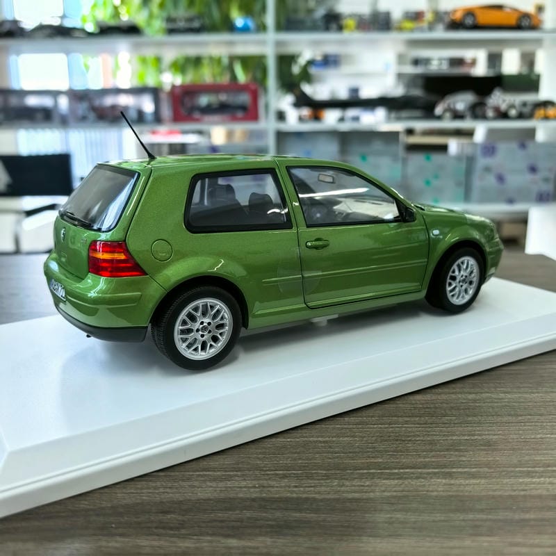Norev Volkswagen Golf GTI 1:18 Diecast Model Car