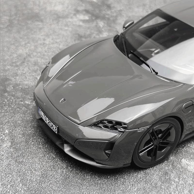 NOREV 1:18 Porsche Taycan Turbo S 2024 Diecast Model