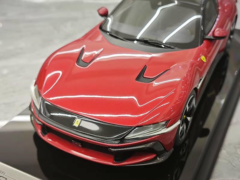 Amalgam 1:18 Ferrari 12Cilindri Coupe Resin Model – Metallic Red