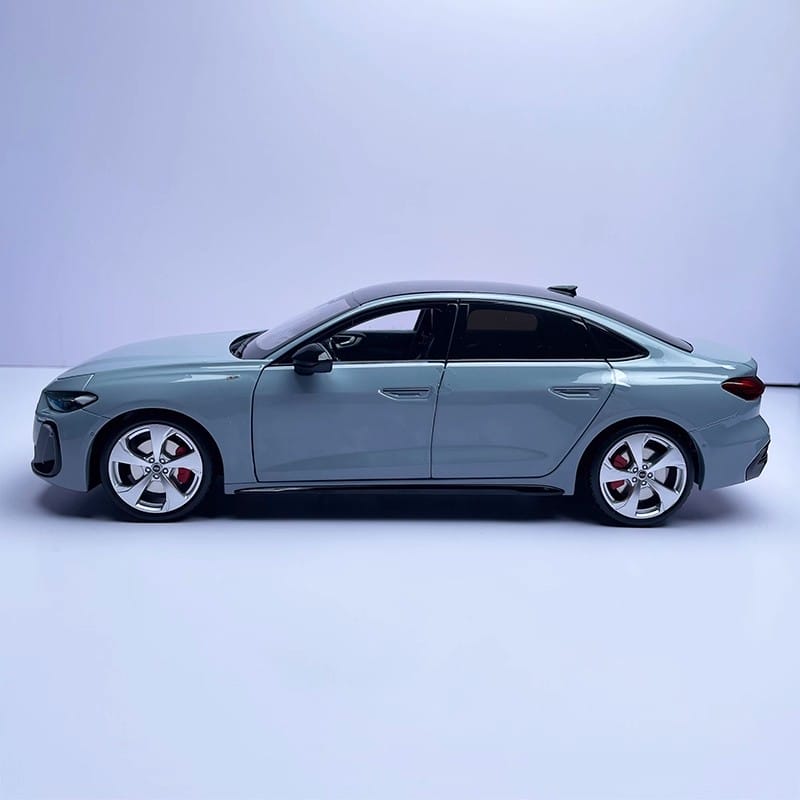 FAW Audi A5L 1:18 Alloy Diecast Model Car