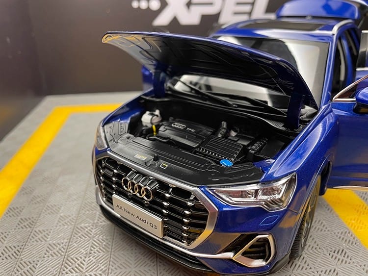 FAW Audi Q3 2019 1:18 Alloy Diecast Model Car