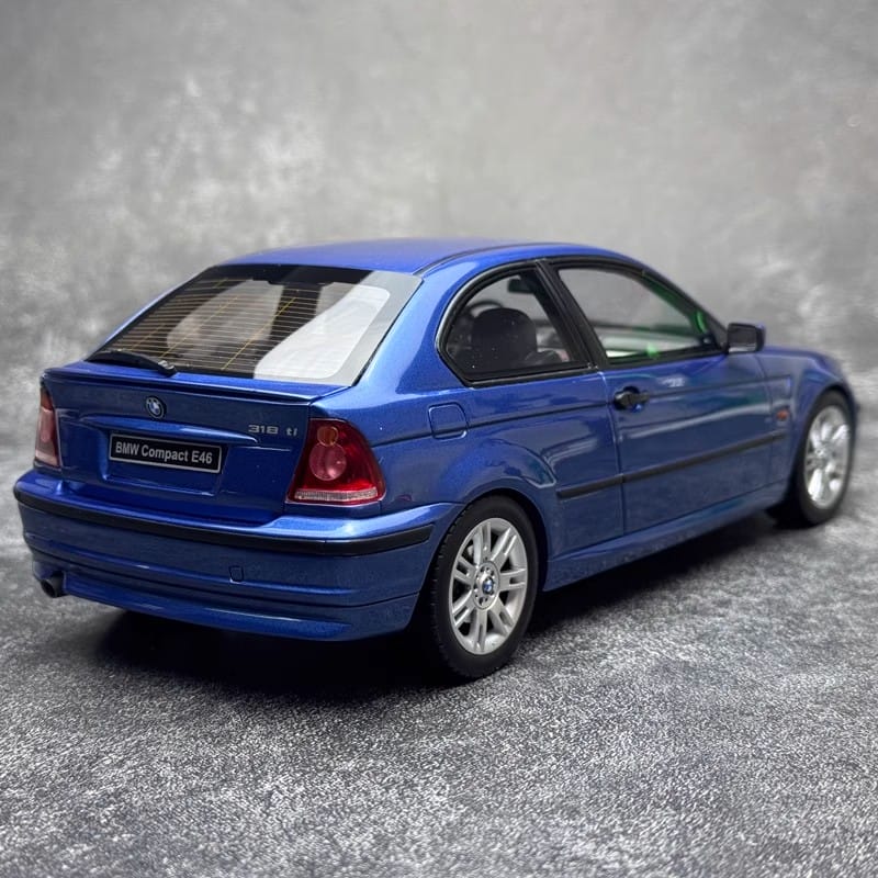 OTTO Mobile BMW E46 318Ti Compact 2002 1:18 Resin Model Car
