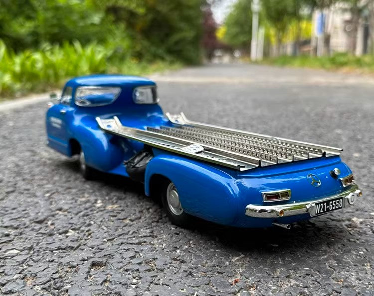 IVY Blue Miracle 1:18 Anhänger Transportfahrzeug Renntransporter Legierung Automodell