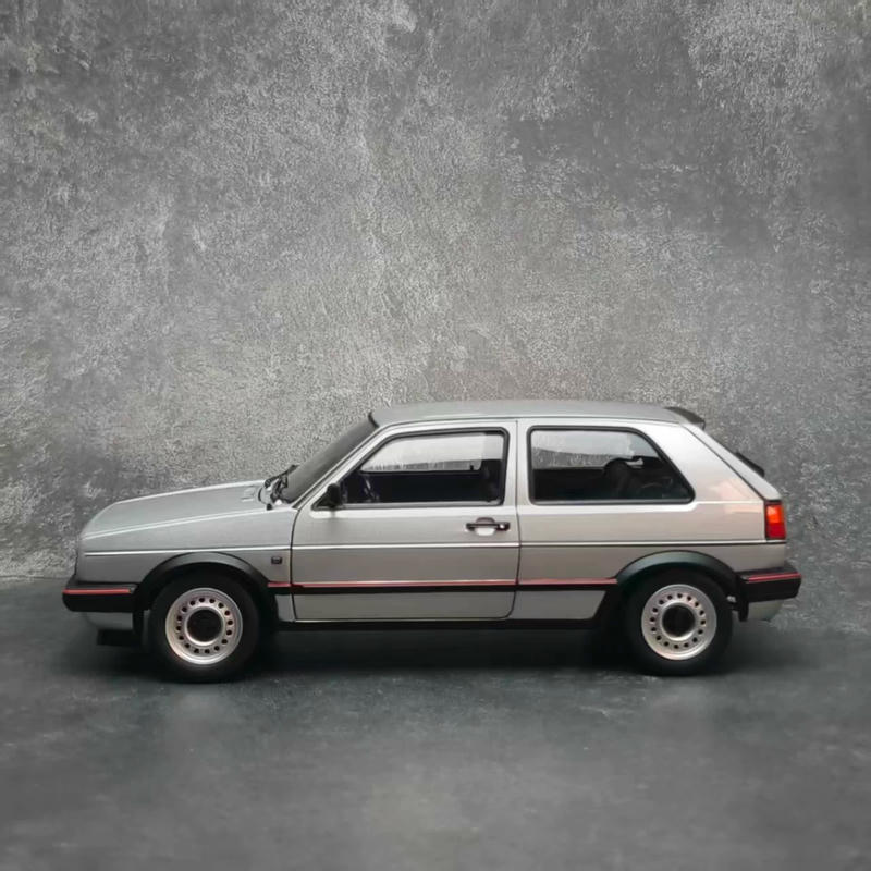 Volkswagen Golf GTI 1989 1:18 Norev Diecast Model Car – Silver