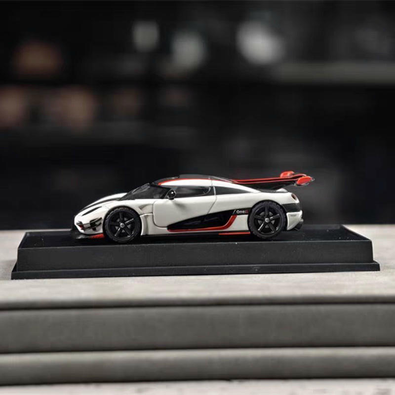 AUTOart 1:64 Koenigsegg One:1 Resin Model – YX car model