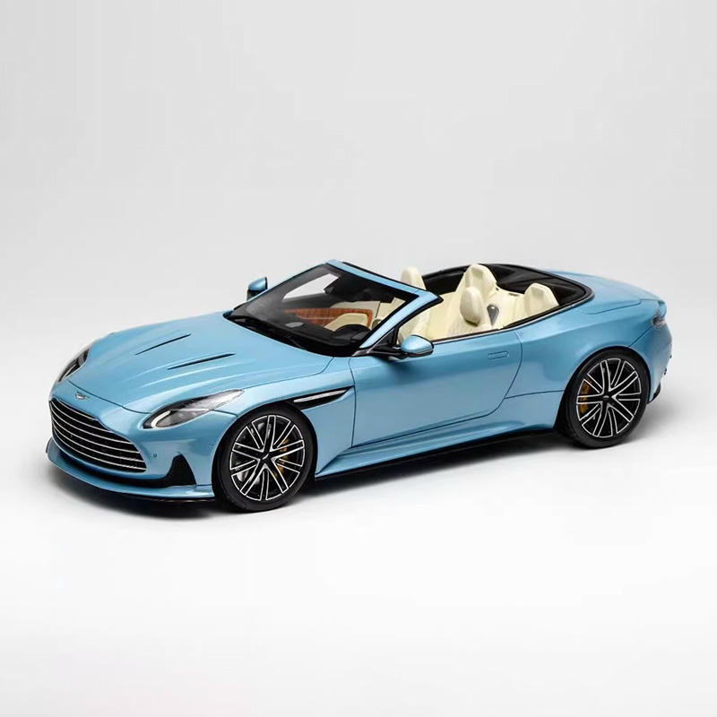 Motorhelix 1:18 Aston Martin DB12 Volante Resin Model