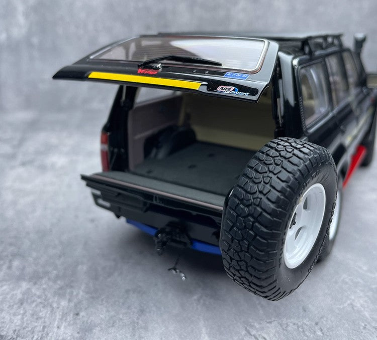 Kengfai Toyota Land Cruiser LC80 1:18 Alloy Diecast Model Car
