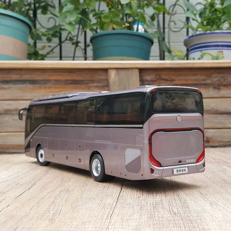 Golden Dragon Qiantu GC12 1:38 Alloy Model Bus